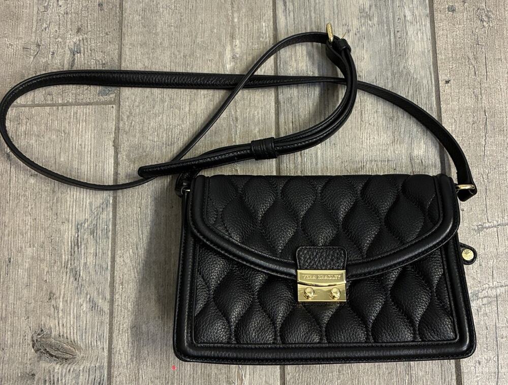 Vera Bradley Tess Quilted Leather Crossbody Bag Black Gold Hardware Pristine